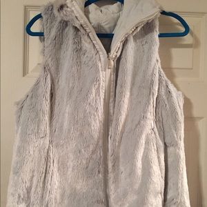 Reversible faux fur vest